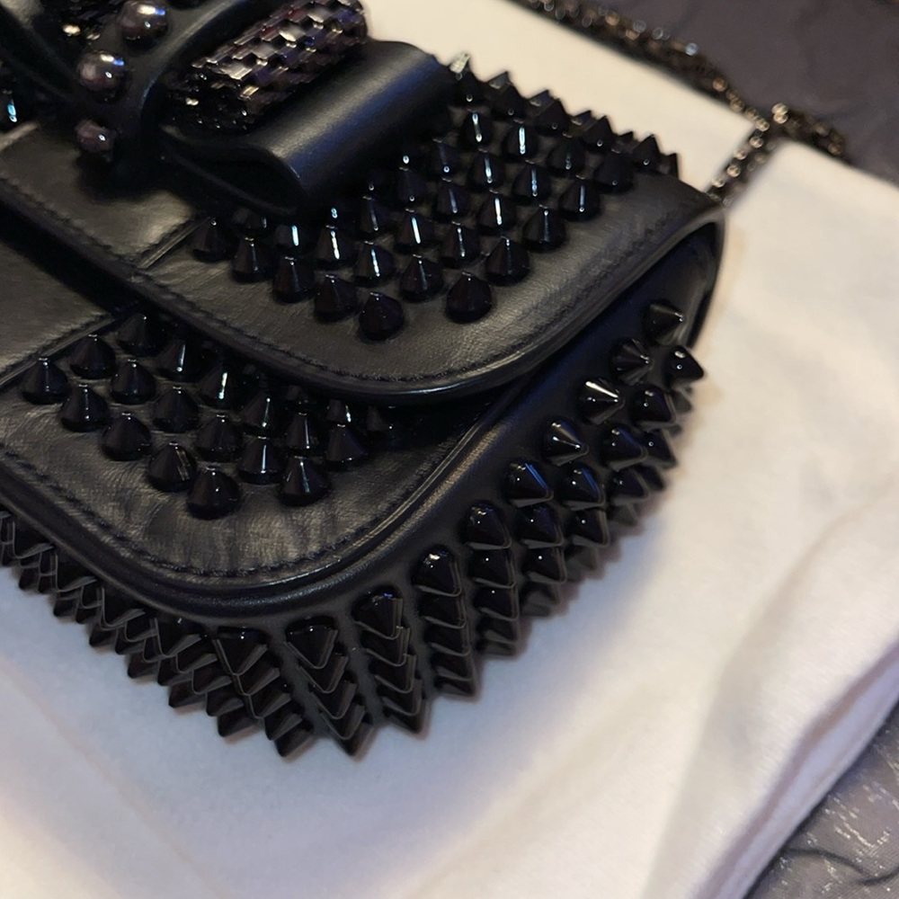 SOLD Preloved Valentino Nano spike bag black size 5 1/2” X 3 1/2 - Picture 4 of 12